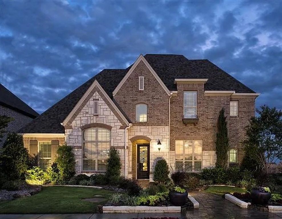 1208 Damsel Caitlyn Drive, Lewisville, TX 75056