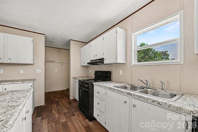 9526 Caycee Drive, Davidson, NC 28036