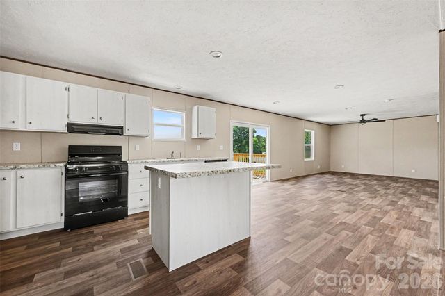 9526 Caycee Drive, Davidson, NC 28036