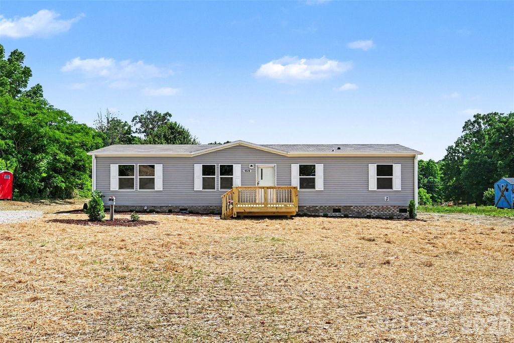 9526 Caycee Drive, Davidson, NC 28036
