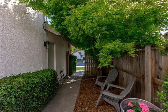 143 Swale Ct, Sacramento, CA 95834