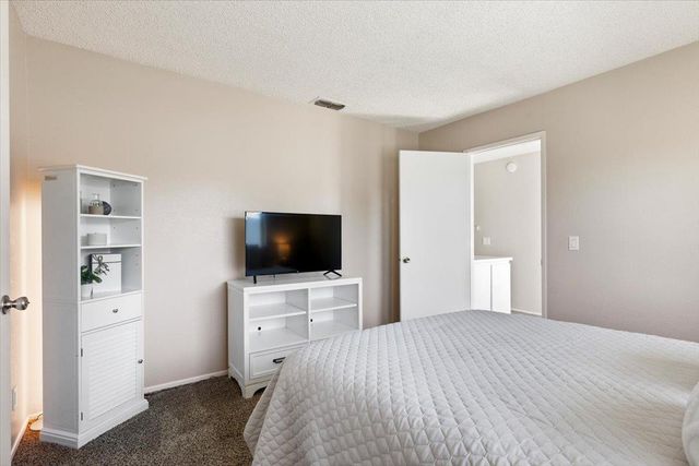 143 Swale Ct, Sacramento, CA 95834