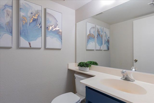 143 Swale Ct, Sacramento, CA 95834