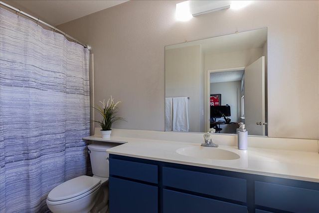 143 Swale Ct, Sacramento, CA 95834