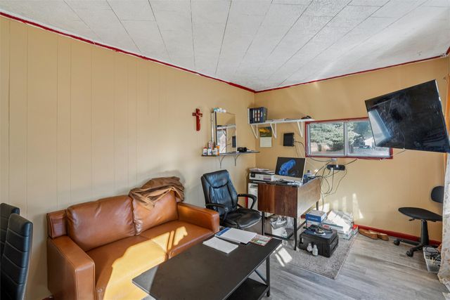 1828 46th Street, Des Moines, IA 50310