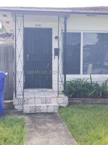 1240 SW 22nd Ter 1, Miami, FL 33145