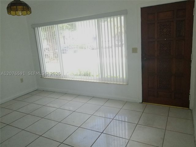 1240 SW 22nd Ter 1, Miami, FL 33145