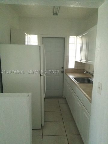 1240 SW 22nd Ter 1, Miami, FL 33145