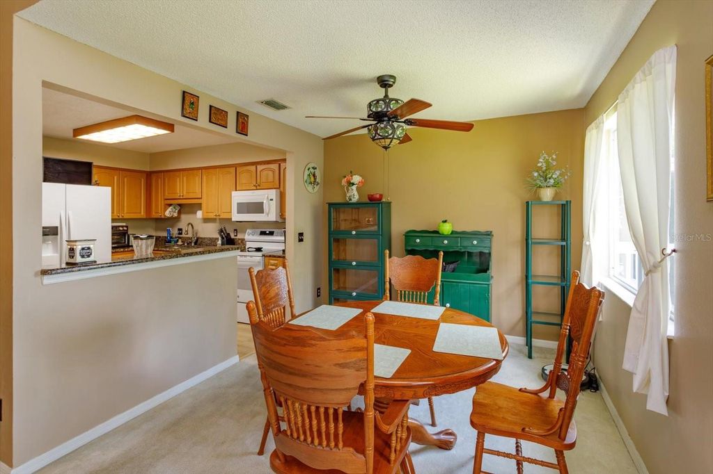 Image 11 of property listing at 5301 WHITE CLIFF LANE 7, Orlando, FL 32812