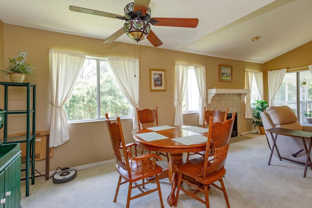 Image 13 of property listing at 5301 WHITE CLIFF LANE 7, Orlando, FL 32812