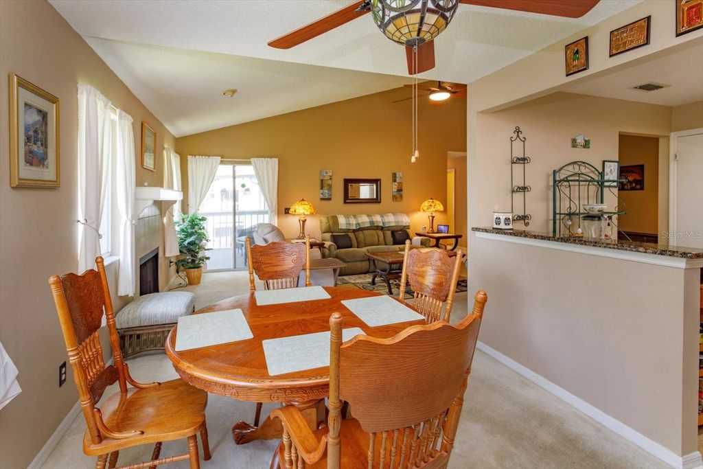Image 14 of property listing at 5301 WHITE CLIFF LANE 7, Orlando, FL 32812