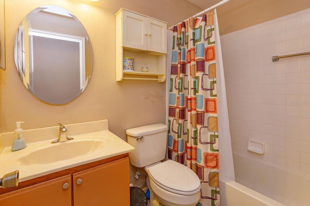 Image 20 of property listing at 5301 WHITE CLIFF LANE 7, Orlando, FL 32812