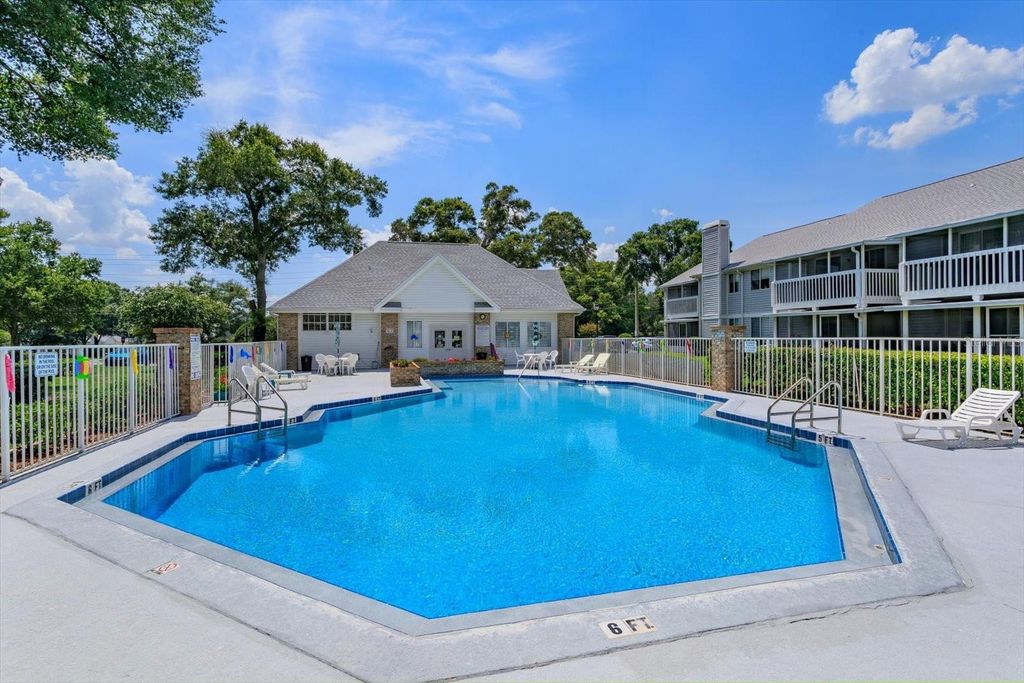 Image 24 of property listing at 5301 WHITE CLIFF LANE 7, Orlando, FL 32812