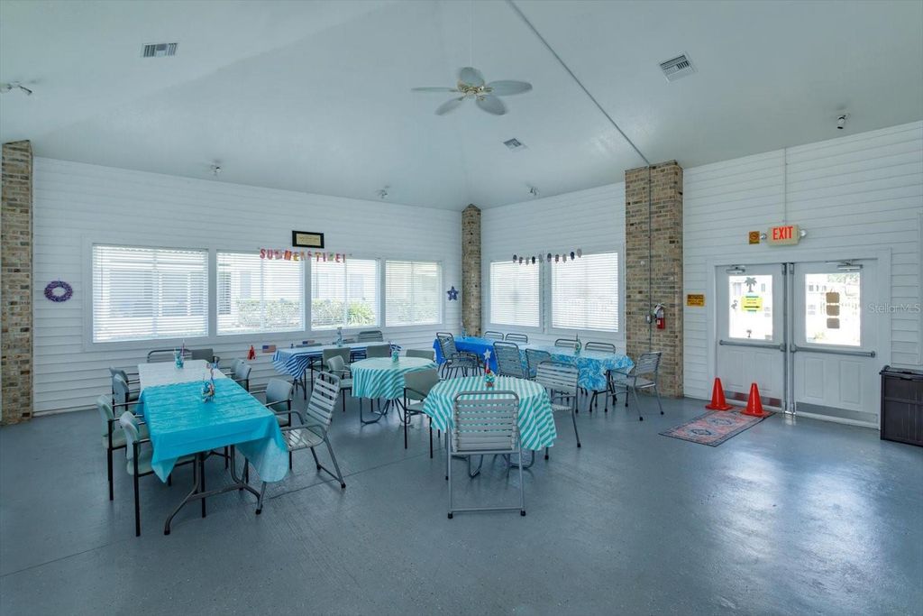Image 25 of property listing at 5301 WHITE CLIFF LANE 7, Orlando, FL 32812
