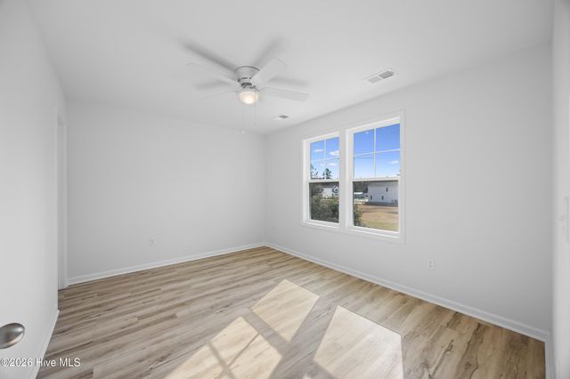 310 S Vann Street, Burgaw, NC 28425