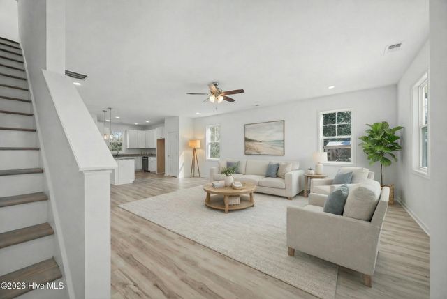 310 S Vann Street, Burgaw, NC 28425