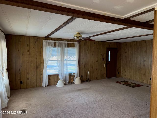 4 Wren Court, Manchester, NJ 08759