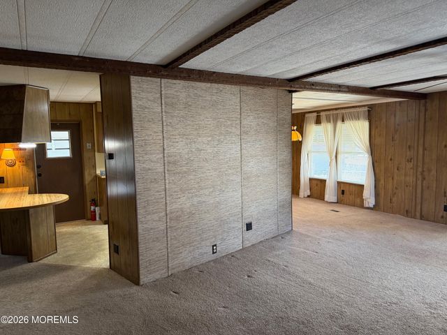 4 Wren Court, Manchester, NJ 08759
