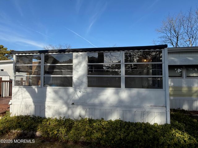 4 Wren Court, Manchester, NJ 08759