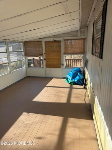 4 Wren Court, Manchester, NJ 08759