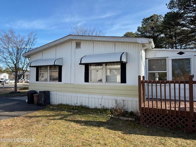 4 Wren Court, Manchester, NJ 08759