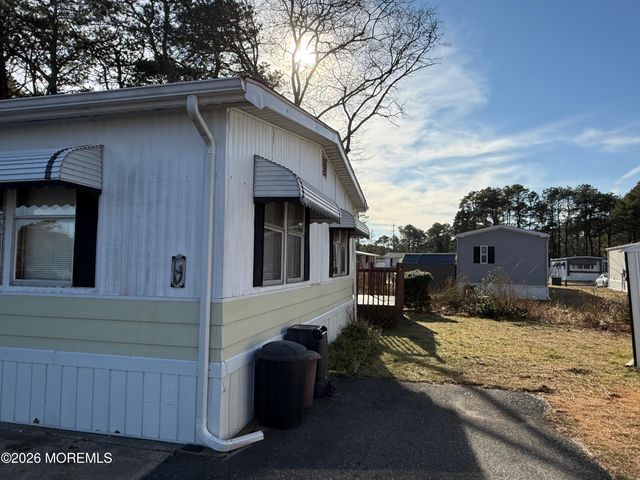 4 Wren Court, Manchester, NJ 08759