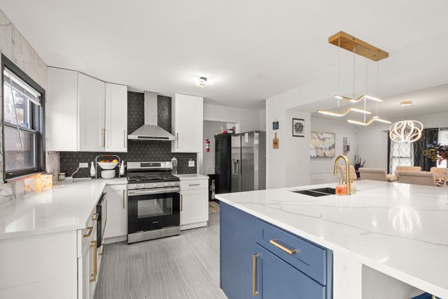 2509 207th Street, Olympia Fields, IL 60461