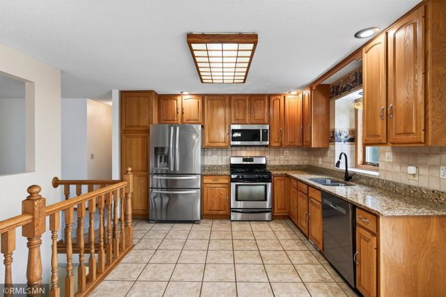 12230 8th Street S, Afton, MN 55001