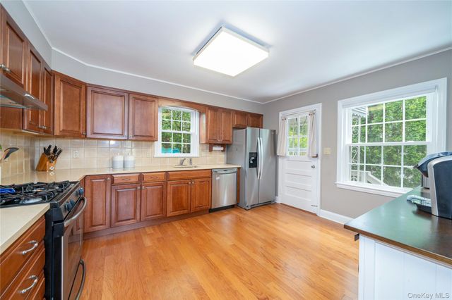 169 Beech Street, Eastchester, NY 10709