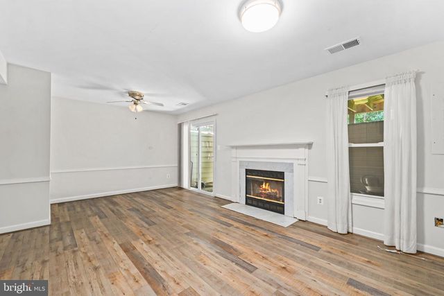 12135 DERRIFORD CT, Woodbridge, VA 22192