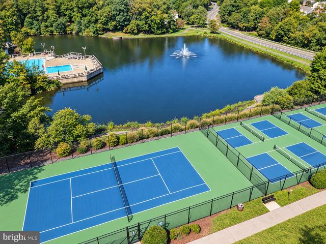12135 DERRIFORD CT, Woodbridge, VA 22192