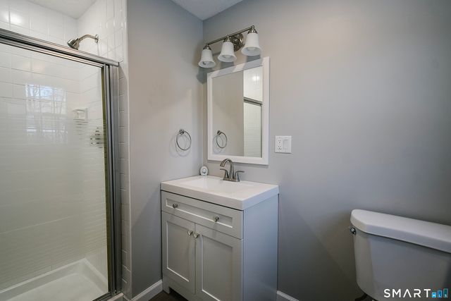 29 Minister Brook Drive, Simsbury, CT 06070