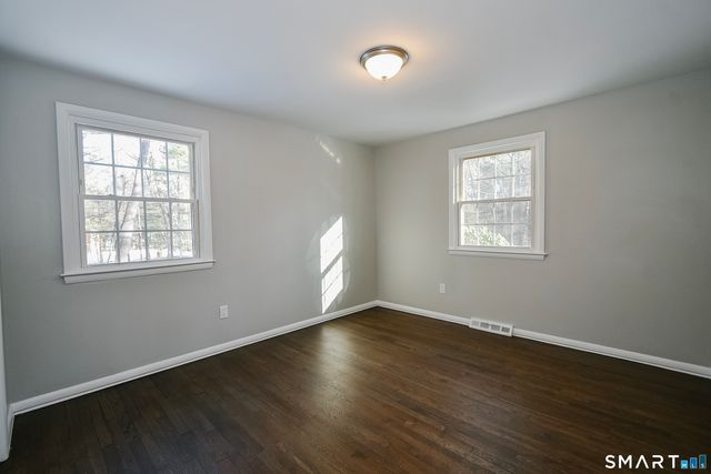 29 Minister Brook Drive, Simsbury, CT 06070