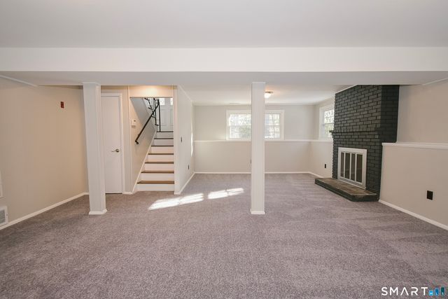 29 Minister Brook Drive, Simsbury, CT 06070