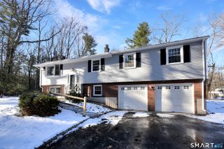 29 Minister Brook Drive, Simsbury, CT 06070