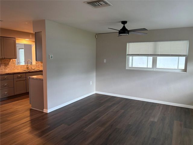 14 N JEFFERSON STREET, Beverly Hills, FL 34465