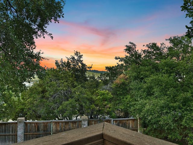 6010 Long Champ CT 110, Austin, TX 78746