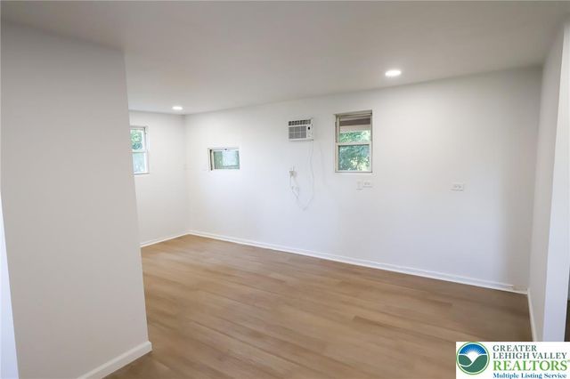 5136 McKinley Avenue, Whitehall Twp, PA 18052