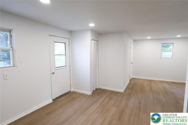 5136 McKinley Avenue, Whitehall Twp, PA 18052