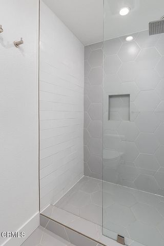 17104 Avenida De La Herradura, Los Angeles, CA 90272