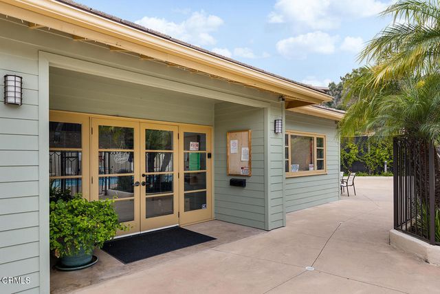 17104 Avenida De La Herradura, Los Angeles, CA 90272