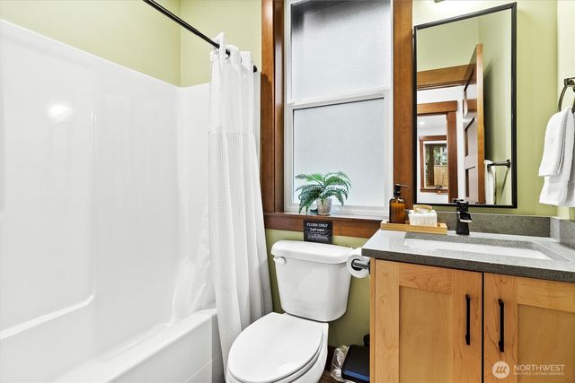 7381 Scott Place, Glacier, WA 98244
