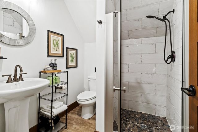 7381 Scott Place, Glacier, WA 98244