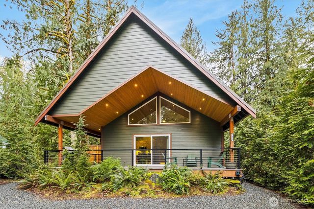 7381 Scott Place, Glacier, WA 98244