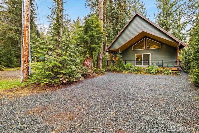 7381 Scott Place, Glacier, WA 98244