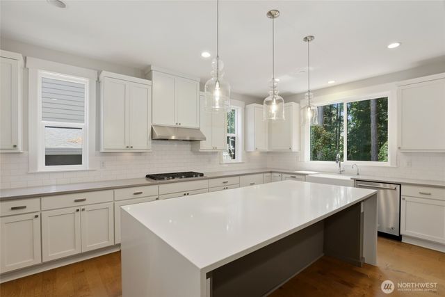 9307 NE 173rd Street, Bothell, WA 98011