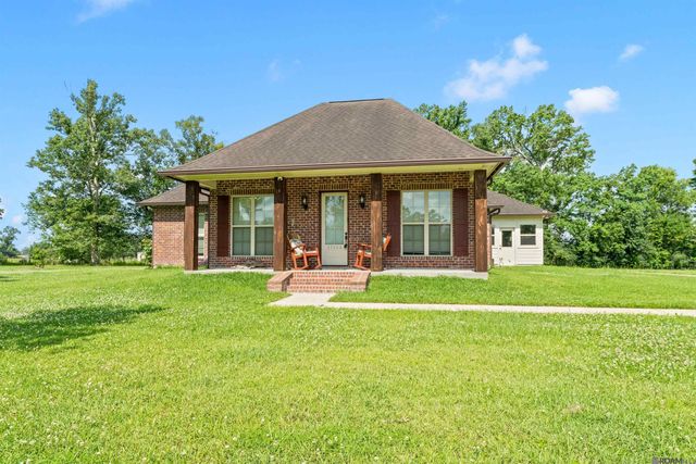 17053 Hardy Ln, Prairieville, LA 70769