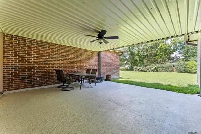 17053 Hardy Ln, Prairieville, LA 70769