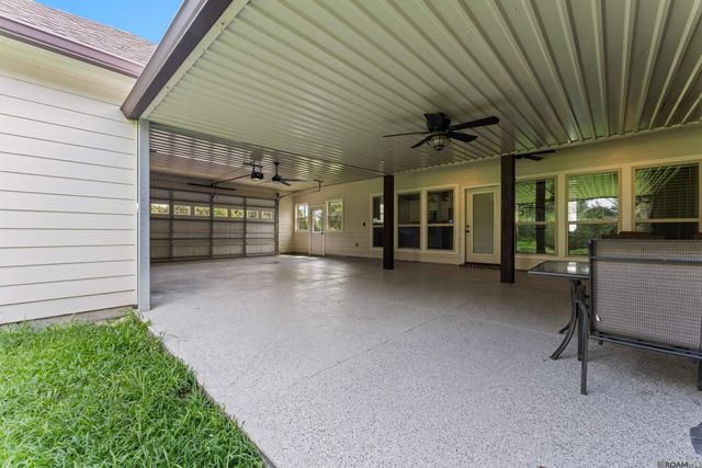 17053 Hardy Ln, Prairieville, LA 70769