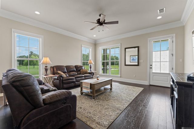 17053 Hardy Ln, Prairieville, LA 70769